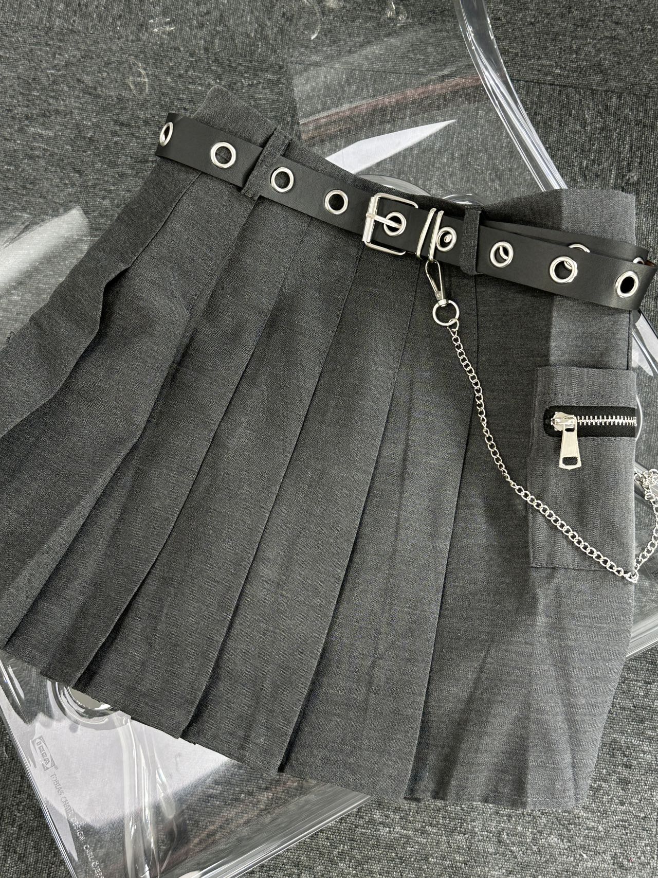 Pleated mini hotsell skirt belt