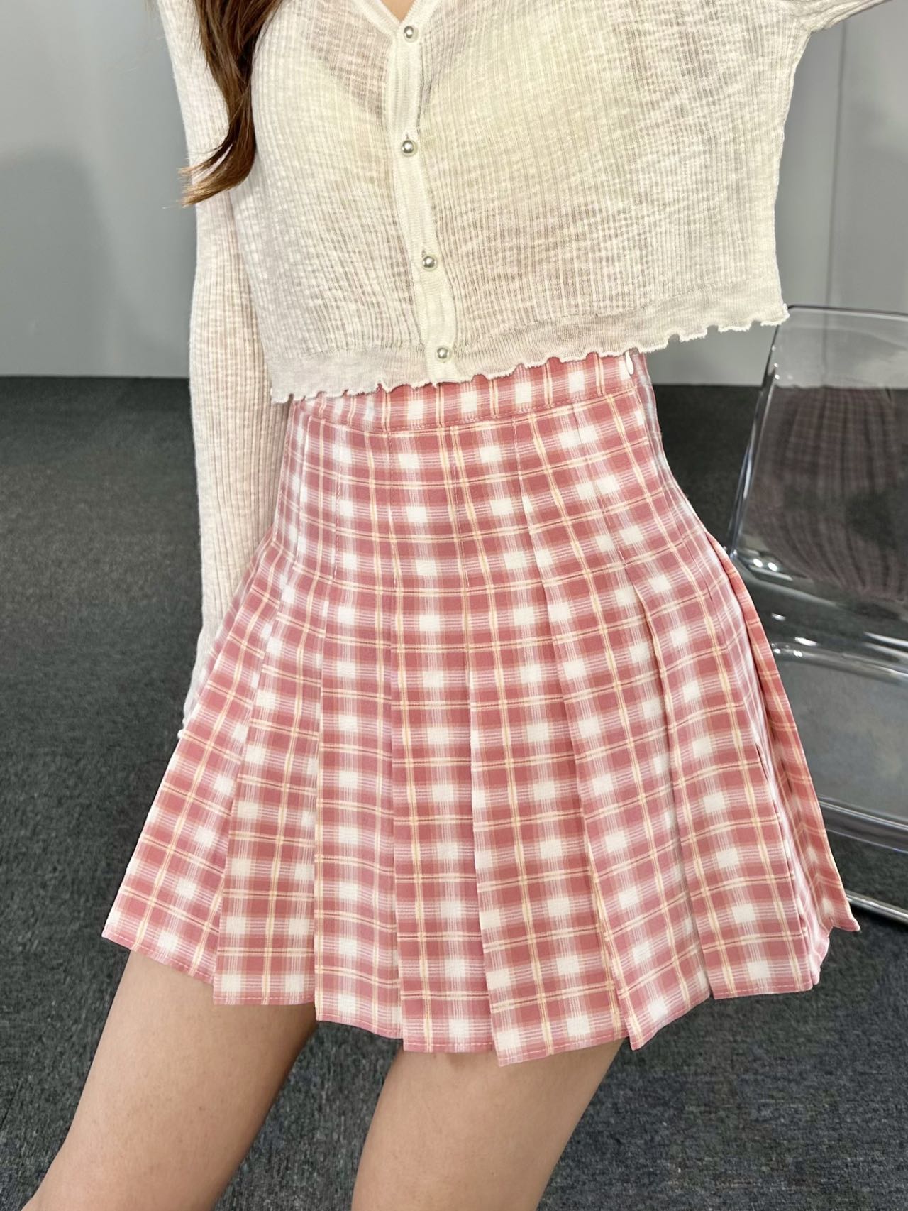 Pink and white check mini skirt hotsell